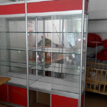 玻璃精品貨架價格、批發與廠家選擇指南